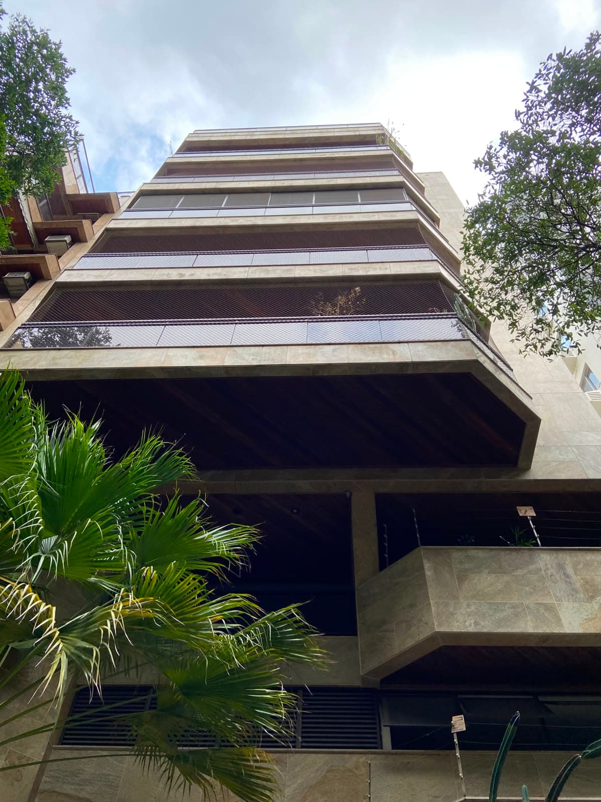 Cobertura espaçosa com piscina na melhor localizaçao do bairro